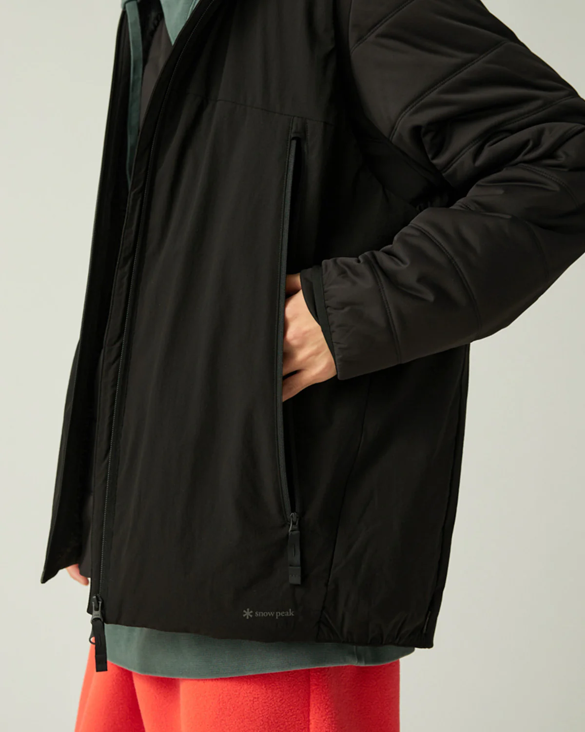 Breathable Insulated Vest - Image 11